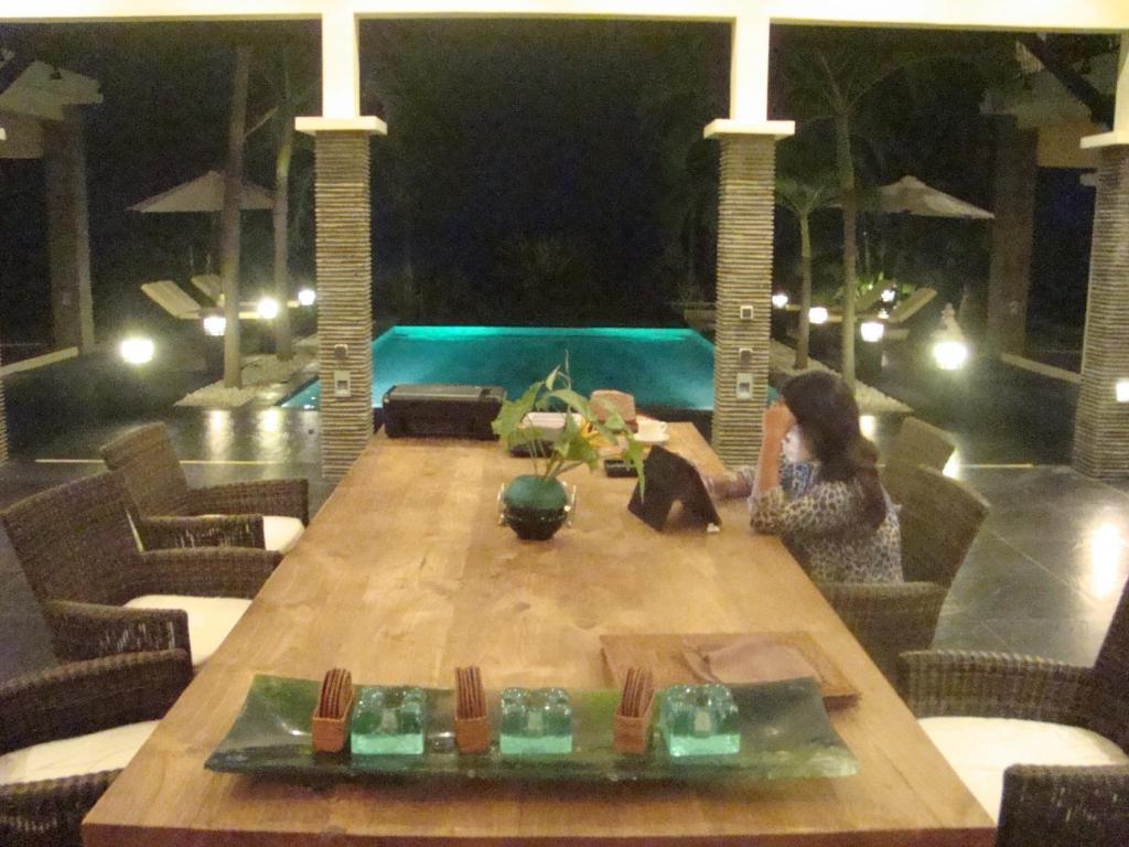 Villa Dunia Impian Kubutambahan  部屋 写真